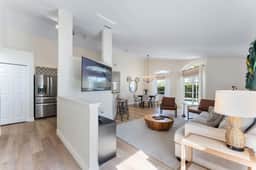Near Legoland Disney, Private Pool, Sleeps 8 - Image 4