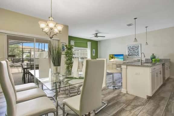 Championsgate Disney Cozy Oasis waterpark included - Image 1