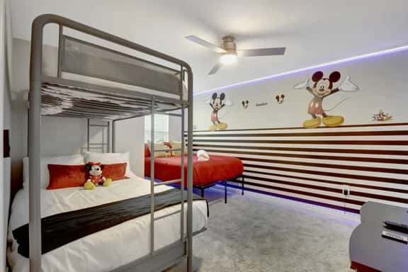 Amazing Deal 3/2 Close to Disney Resort Pool - Image 1
