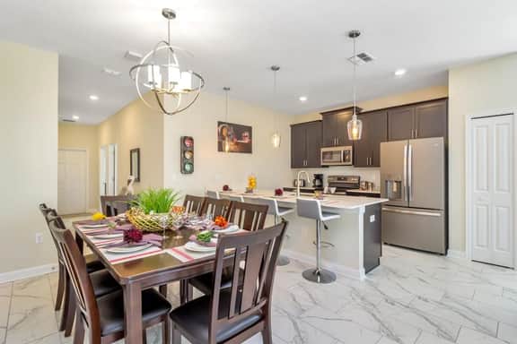 Luxury 5 BDRM Championsgate pool, water park, BBQ