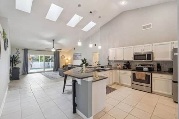 Disney Luxury Escape Private Pool 4BR BBQ - Image 3