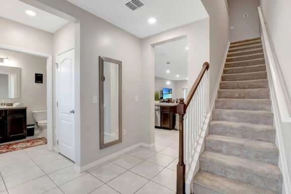 Amazing Deal 3/2 Close to Disney Resort Pool - Image 5