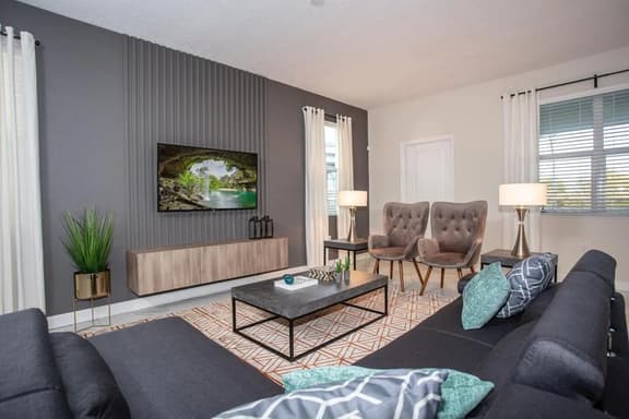 Champions Gate Sleeps 18 private pool, water park