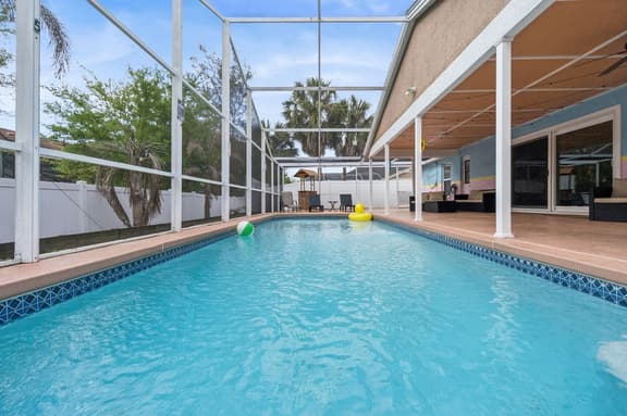 4BR Private Pool Retreat Near Disney - Image 1